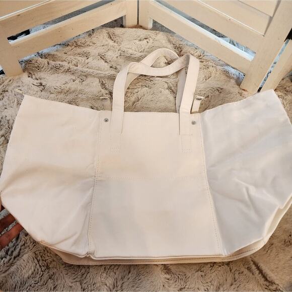 SWAROVSKI WHITE FOLD OUT BAG NWOT - Picture 5 of 7